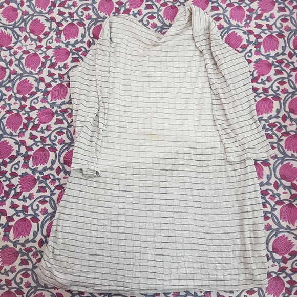 Top with stripes - Picture 2 of 3